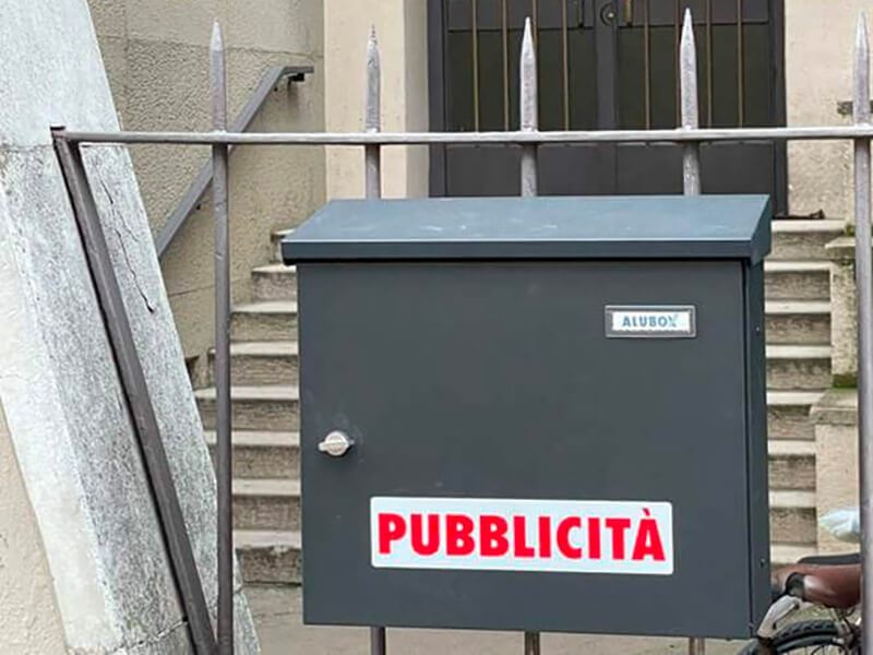 Adesivo Non Adesivo 'Stop Pubblicità' Per Cassetta Postale, Bianco, Laminato Lucido, 6,7x2,1 Cm